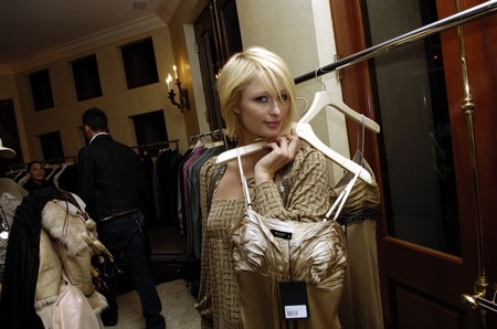 Ta en shoppingweekend i Europa som Paris Hilton.